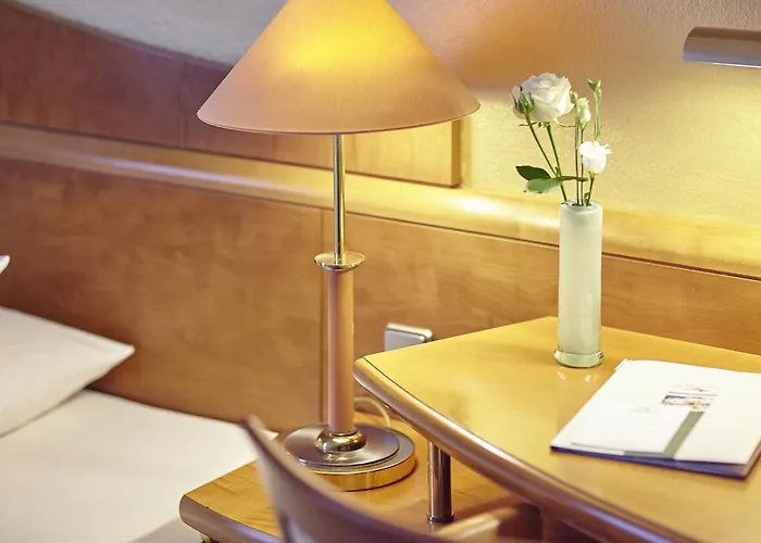 מלון Park By Centro