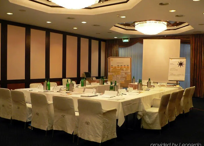 Park By Centro ארנסבורג